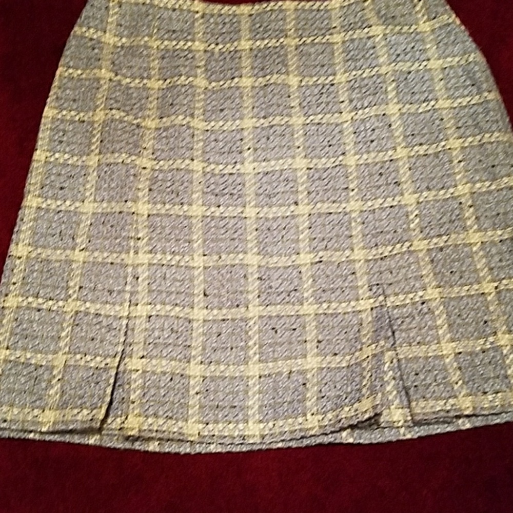 Requirements Gray and Cream Checkered Pencil Skirt
